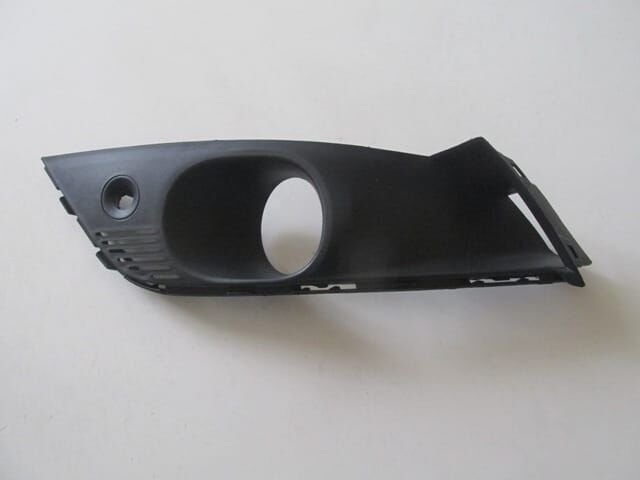 RENAULT MEGANE- 4- SD/HB- 16/20; SİS LAMBA KAPAĞI SOL SİS DELİKLİ/SENSÖR DELİKLİ