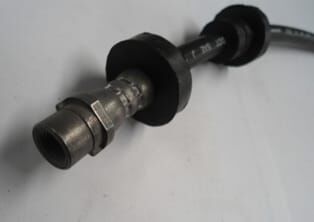 VOLKSWAGEN TRANSPORTER- T4- 96/01; ÖN FREN HORTUMU 2,5/2,5TDI (SH)