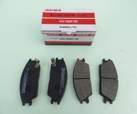 HYUNDAI ACCENT- 95/97; ÖN FREN BALATASI (DİSK) (127,3X49X15) (DAIWA)