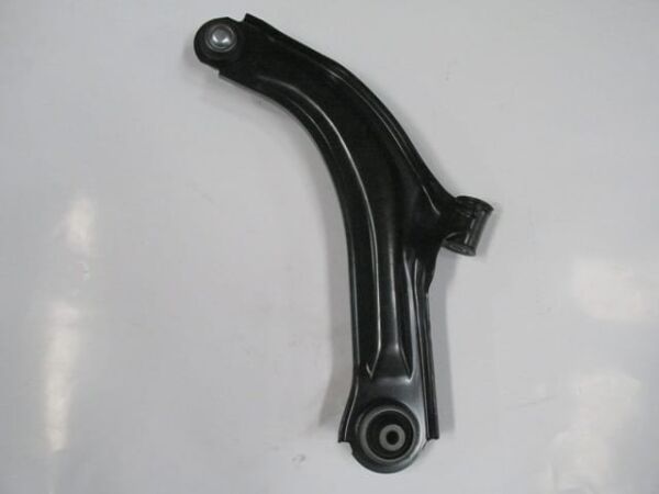 RENAULT CLIO- 3- HB- 06/09; ÖN ALT TABLA SAĞ ROTİLLİ/BURÇLU (SALINCAK) (SH)