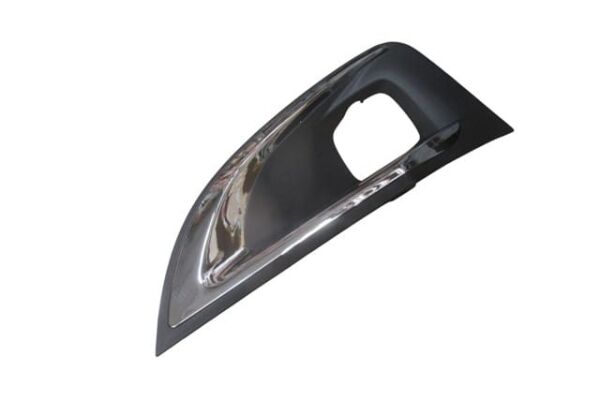 PEUGEOT 3008- 17/20; SİS LAMBA ÇERÇEVESİ SOL NİKELAJ ÇITALI (TW)