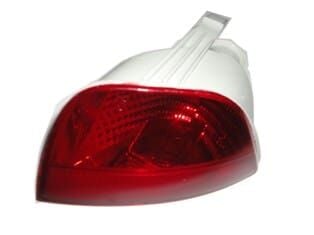 FORD FOCUS- HB- 05/07; ARKA SİS LAMBASI SOL KIRMIZI (5KAPI)(FAMELLA)