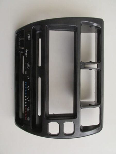 TOYOTA COROLLA- AE101- 93/98; ÖN GÖĞÜS TEYP PANELİ/ÇERÇEVESİ (HAVALANDIRMA PANELİ)