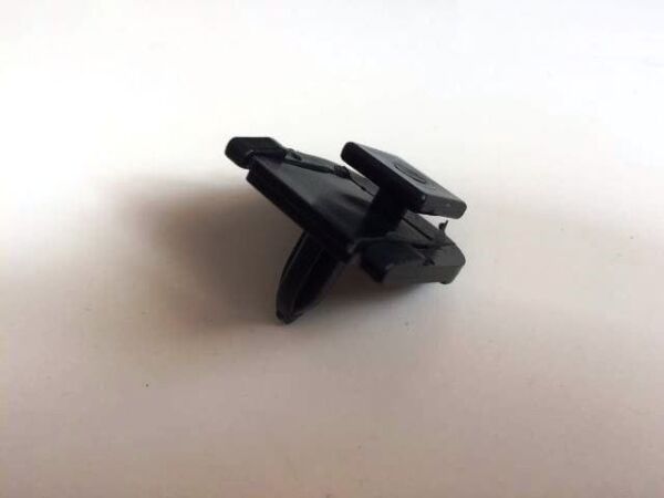 TOYOTA COROLLA- AE101- 93/98; PANJUR KLİPSİ (BÜYÜK TİP)