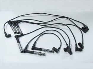 MERCEDES E CLASS- W124- 85/93; BUJİ KABLOSU TAKIM (12V)(260 300 M103)2.6/3.0 CC (YOW JUNG)