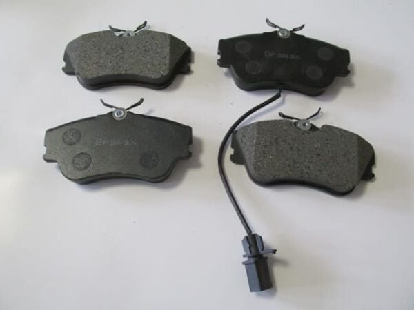 VOLKSWAGEN TRANSPORTER- T4- 02/03; ÖN FREN BALATASI 1,9/2.4/2,5 (1 KABLOLU)(DİSK)128X65,8X18)BRA