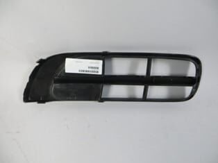 SKODA ROOMSTER- 07/10; SİS LAMBA KAPAĞI SAĞ SİYAH (SİS DELİKSİZ) (TYG)