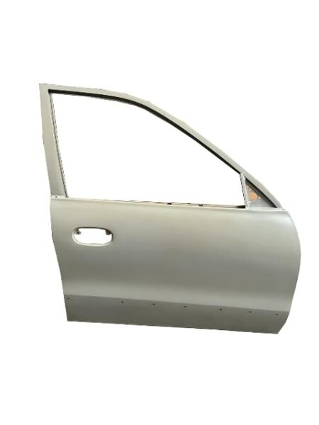 HYUNDAI ACCENT- 98/00; ÖN KAPI KOMPLE SAĞ BAND DELİKLİ GRİ BOYALI (İCELİ/ÇEKOMASTİKLİ) (TW)