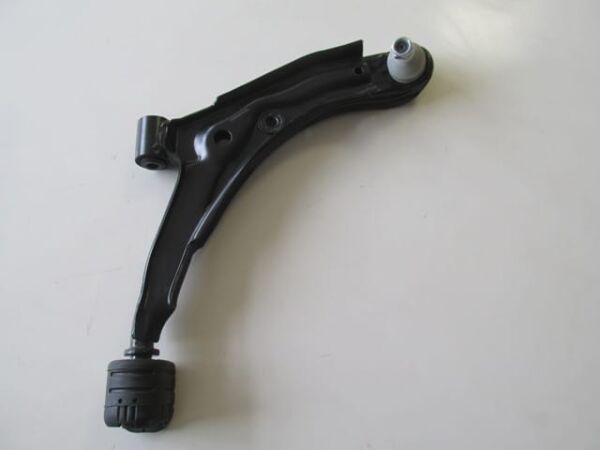 NISSAN SUNNY- B13- 90/94; ÖN ALT TABLA SAĞ ROTİLLİ (SALINCAK) (SH)