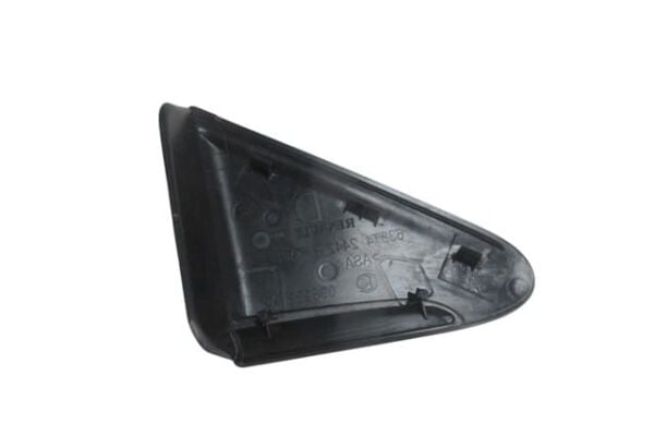 RENAULT CLIO- SPORT TOURER- 13/16; KAPI AYNA MUSKASI SOL (ÇAMURLUK ÜST ÜÇGEN PLASTİĞİ) (NİKELAJLI)