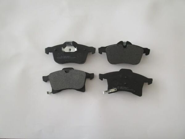 OPEL MERIVA- 06/10; ÖN FREN BALATASI 1,3/1,4/1,6/1,7(DİSK)(155.2X70.8X19.2/156.5X76.2X19.2)(BRAMAX)