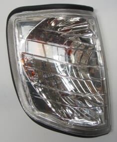 MERCEDES E CLASS- W124- 93/95; ÖN SİNYAL SAĞ BEYAZ/KRİSTAL (FAMELLA)