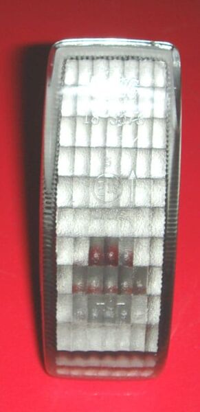 MERCEDES E CLASS- W124- 93/95; ÇAMURLUK SİNYALİ FÜME SAĞ/SOL AYNI (ADET) (FAMELLA)