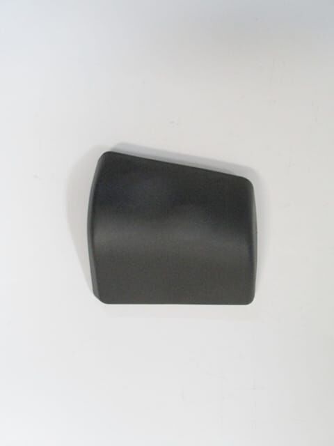 MITSUBISHI CANTER- FE444- 90/97; ÖN TAMPON UCU SAĞ (BÜYÜK TİP)