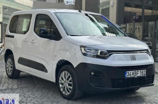 FIAT DOBLO- 23/24; ARAÇ BİLGİLERİ VE RESİMLERİ