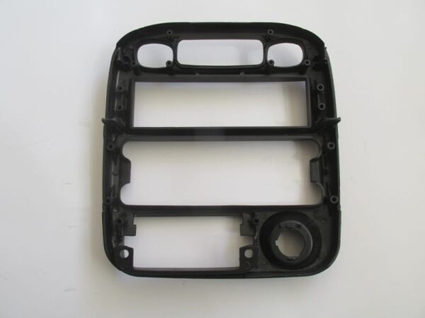 HYUNDAI ACCENT- 98/00; ÖN GÖĞÜS TEYP PANELİ/ÇERÇEVESİ (KLİMASIZ) (SÜRGÜLÜ AYAR)