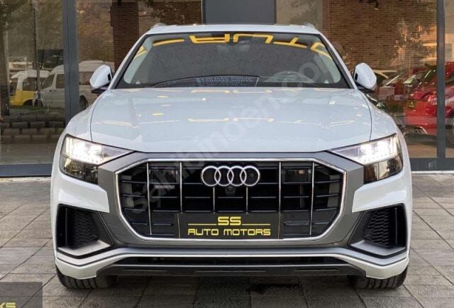 AUDI Q8- 18/25; ARAÇ BİLGİLERİ VE RESİMLERİ
