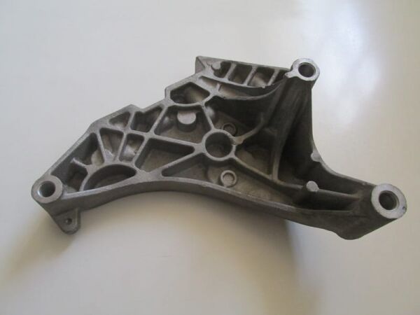 VOLKSWAGEN GOLF- 7- 13/17; MOTOR BAĞLANTI BRAKETİ (TAKOZ) (ALÜMİNYUM)