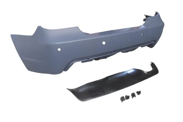 BMW 5 SERI- E60- 04/07; ARKA TAMPON (KARLIKLI/ASTARLI/ÇEKİ DEMİR KAPAKLI/SENSÖR DELİKLİ 24MM)M-TECH