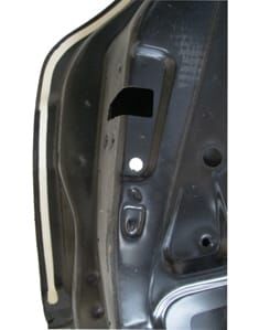 FORD FOCUS- SD/HB- 05/07; ARKA KAPI KOMPLE SAĞ SİYAH BAND DELİKSİZ (İCELİ/ÇEKOMASTİKLİ) (BFN)