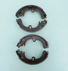 TOYOTA COROLLA- AE101- 93/98; ARKA FREN PABUCU (100X30) (DAIWA)