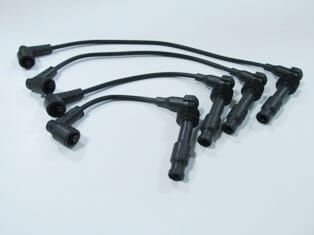 OPEL ASTRA- F- SD/HB- 95/98; BUJİ KABLOSU TAKIM (16V)(C18XE-X20XEV)1.8/2.0 cc (YOW JUNG)
