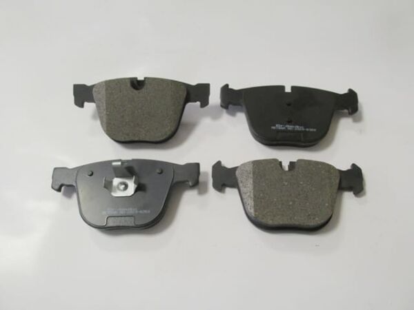 BMW 5 SERI- E60- 04/10; ARKA FREN BALATASI (KABLOSUZ)(DİSK)(140.6x67.6x15.9)(BRAMAX)