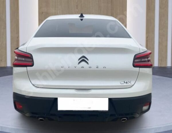 CITROEN C4X- 22/24; ARAÇ BİLGİLERİ VE RESİMLERİ