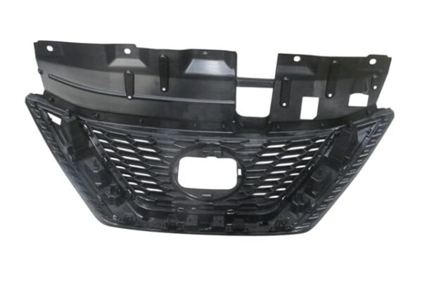 NISSAN QASHQAI- J11- 17/21; ÖN PANJUR NİKELAJ ÇITALI (KAMERA DELİKLİ) (TYG)