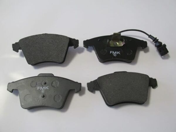 VOLKSWAGEN TRANSPORTER- T5- 04/09; ÖN FREN BALATASI (1KABLOLU)DİSK)155X73,3X17/156,3X75,1X16,5)(