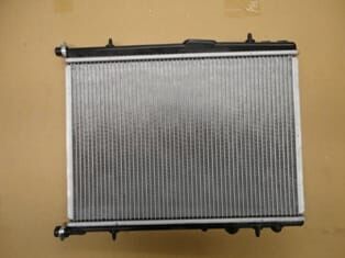 PEUGEOT 206- HB- 99/09; SU RADYATÖRÜ MANUEL BENZİNLİ(PLASTİK KAZAN)ALÜMİNYUM 1SIRA (66.5/48) TOM