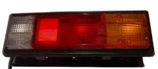 MITSUBISHI CANTER- FE515- 98/06; STOP LAMBASI SAĞ SARI/KIRMIZI/BEYAZ SAC BAĞLANTILI (FAMELLA)