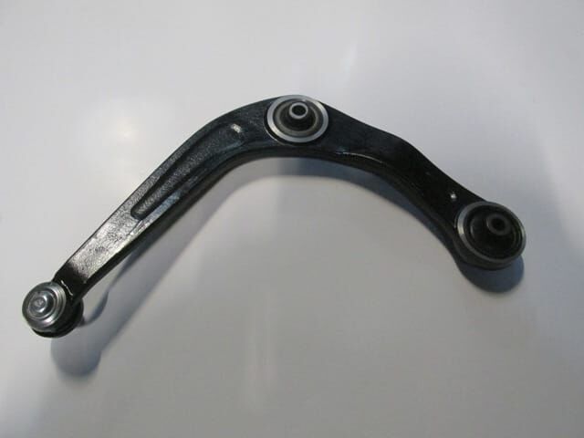 PEUGEOT 206- HB- 99/09; ÖN ALT TABLA SOL ROTİLLİ/BURÇLU (SALINCAK) (SH)