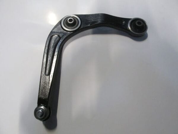 PEUGEOT 206- HB- 99/09; ÖN ALT TABLA SOL ROTİLLİ/BURÇLU (SALINCAK) (SH)