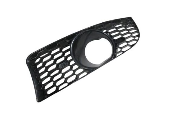 BMW 3 SERI- E90- 05/11; SİS LAMBA KAPAĞI SAĞ SİS DELİKLİ (TAMPON IZGARASI) (M3/LCI)