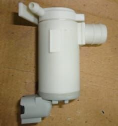 NISSAN SKYSTAR- PICK UP- D22- 97/02; CAM SU BİDONU MOTORU 12VOLT (TW)