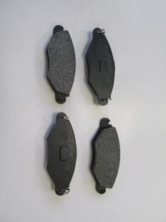 PEUGEOT 206- HB- 99/09; ÖN FREN BALATASI (KABLOSUZ) (DİSK) (131X47,5X18) (BRAMAX)