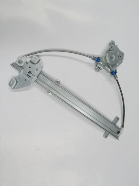 NISSAN SKYSTAR- PICK UP- D22- 97/02; ÖN CAM KRİKOSU SAĞ ELEKTRİKLİ/MOTORSUZ (HUSHAN)