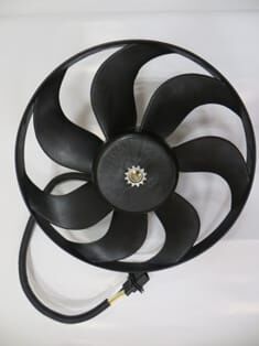 VOLKSWAGEN LUPO- 99/02; RADYATÖR FANI MOTORLU KLİMASIZ (7KANAT) (BOSCH TİPİ)