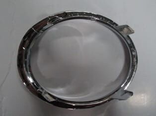 RENAULT SYMBOL- 13/16; SİS LAMBA ÇERÇEVESİ SAĞ NİKELAJLI (PLEKSAN)