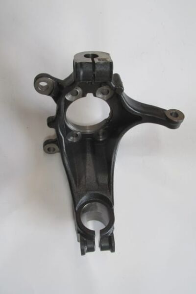 NISSAN QASHQAI- J11- 14/20; ÖN AKS TAŞIYICI SOL (ABS Lİ)