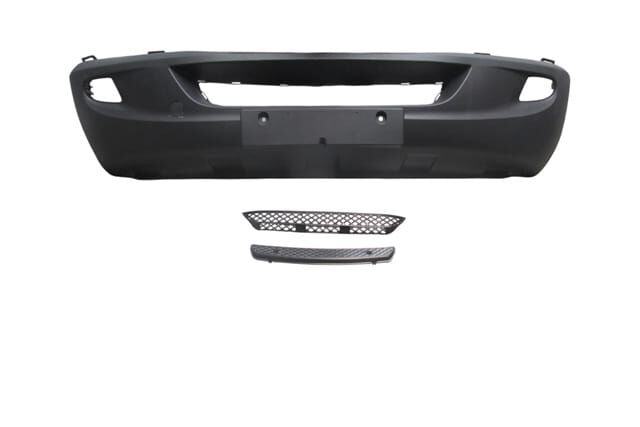 MERCEDES SPRINTER- 07/13; ÖN TAMPON SİYAH (SİS DLİKLİ/IZGARALI/BASAMAK PLASTİKLİ/ÇEKİ DEMİR KAPAKLI)