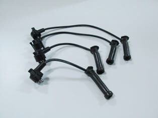 FORD FIESTA- 96/99; BUJİ KABLOSU TAKIM (16V)(DHA-DHB-FHA)1.25/1.4 cc (YOW JUNG)