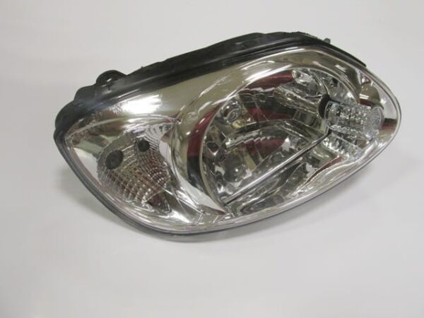 HYUNDAI ACCENT- ADMIRE- 03/05; FAR LAMBASI SAĞ ELEKTRİKLİ/MOTORSUZ BEYAZ SİNYALLİ (AYFAR) (E MARKLI)