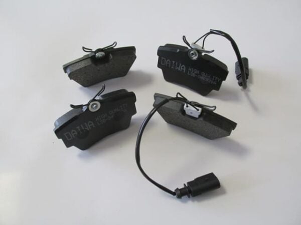 RENAULT TRAFIC- 2- 04/14; ARKA FREN BALATASI (2 KABLOLU)(DİSK)(94,8x57,4x15) (BRAMAX)