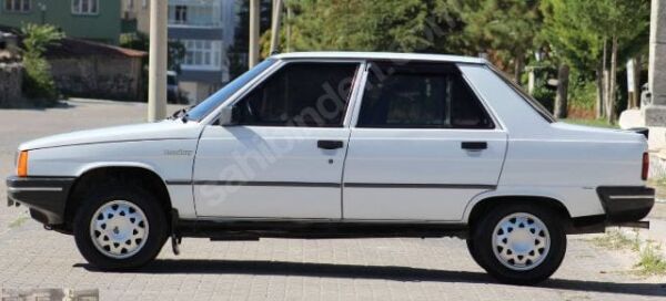 RENAULT R9- BROADWAY- 83/96; ARAÇ BİLGİLERİ VE RESİMLERİ