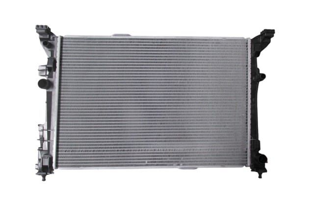 MERCEDES CLA- W117- 13/18; SU RADYATÖRÜ (BRAZİNG) (640x438x26) (OTOMATİK) ALÜMİNYUM (ORİS)