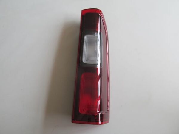 RENAULT TRAFIC- 4- 22/24; STOP LAMBASI SAĞ KIRMIZI/BEYAZ (MARS) (E MARKLI)