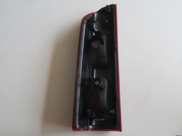 RENAULT TRAFIC- 4- 22/24; STOP LAMBASI SAĞ KIRMIZI/BEYAZ (MARS) (E MARKLI)