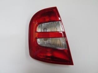 SKODA FABIA- 01/04; STOP LAMBASI SOL KIRMIZI/BEYAZ (HB) (FAMELLA)